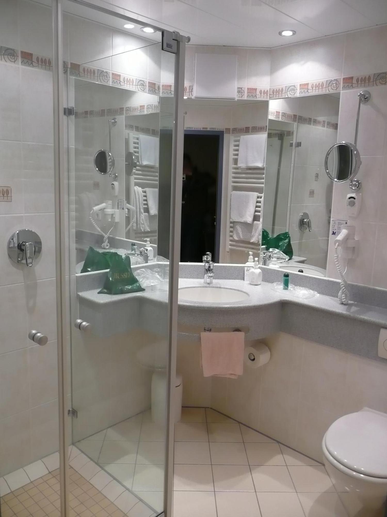 Flair Hotel Landgasthof Roger เลอเวนชไตน์ ภายนอก รูปภาพ